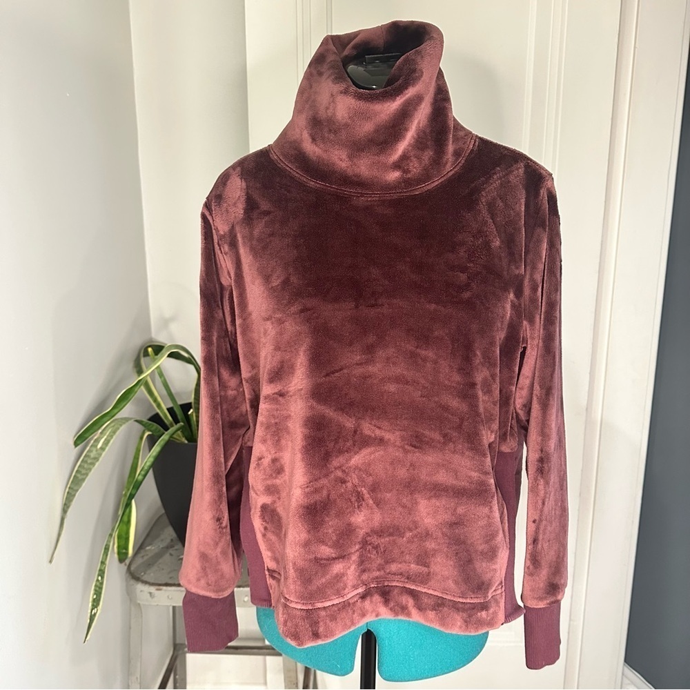 ATHLETA Double Cozy Velvet Karma Funnel Neck Pullover Sweatshirt Burgundy small
